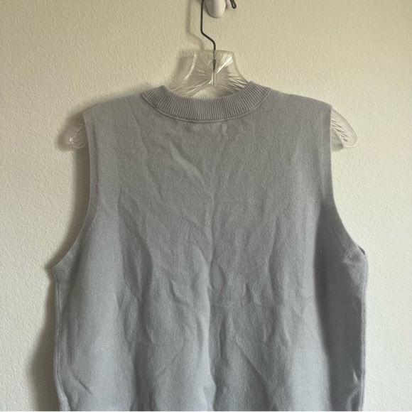 Madewell (Re)sponsible Cashmere Crewneck Sweater Vest in Heather Sky Grey Size M - Picture 8 of 10
